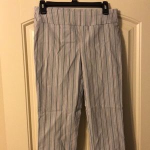 Van Heusen women’s stretch capri pants